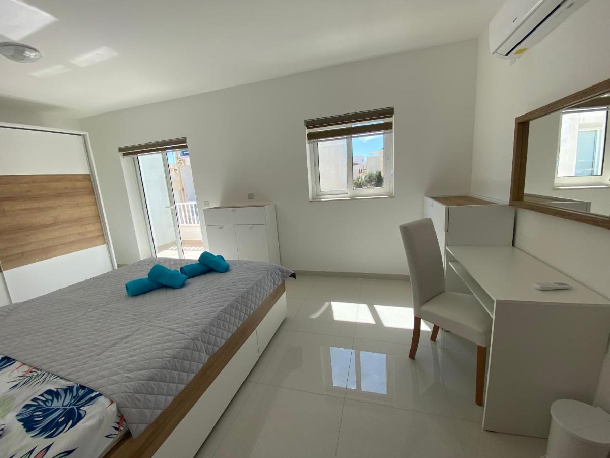 Sunshine Apartments Mellieha - Modern Two Bedroom Penthouse With Terrace Ngoại thất bức ảnh