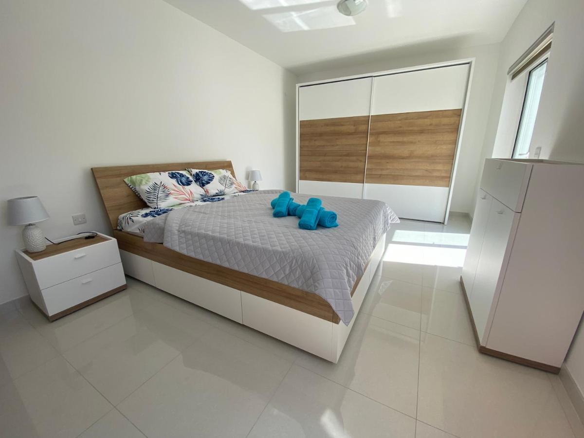 Sunshine Apartments Mellieha - Modern Two Bedroom Penthouse With Terrace Ngoại thất bức ảnh