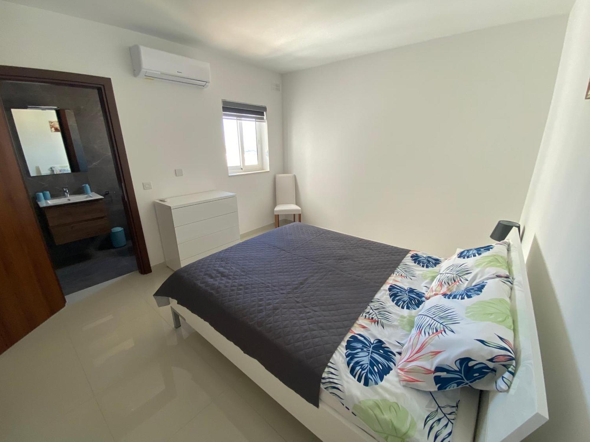 Sunshine Apartments Mellieha - Modern Two Bedroom Penthouse With Terrace Ngoại thất bức ảnh
